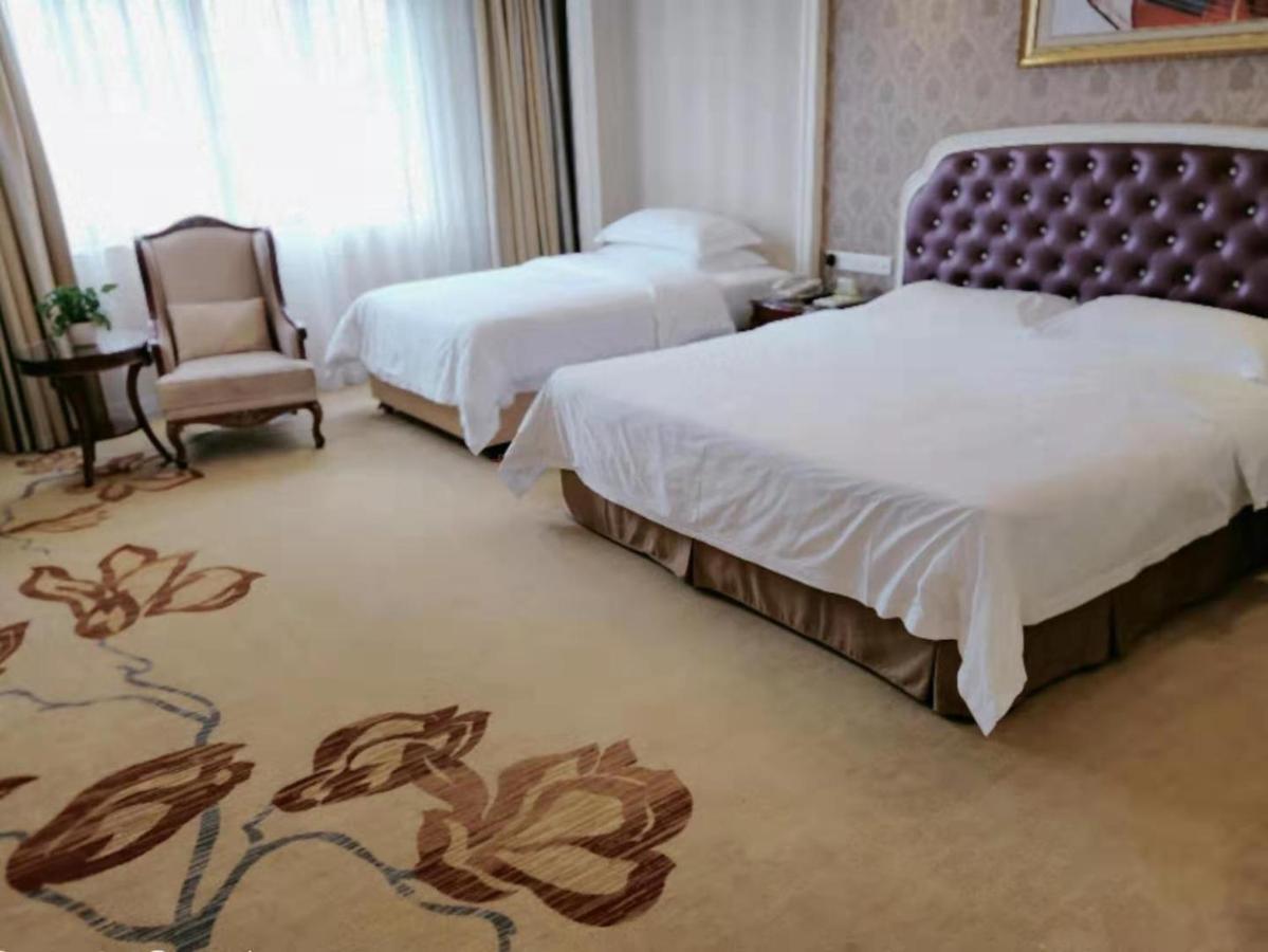 Vienna International Hotel Nanning Zoo Buitenkant foto